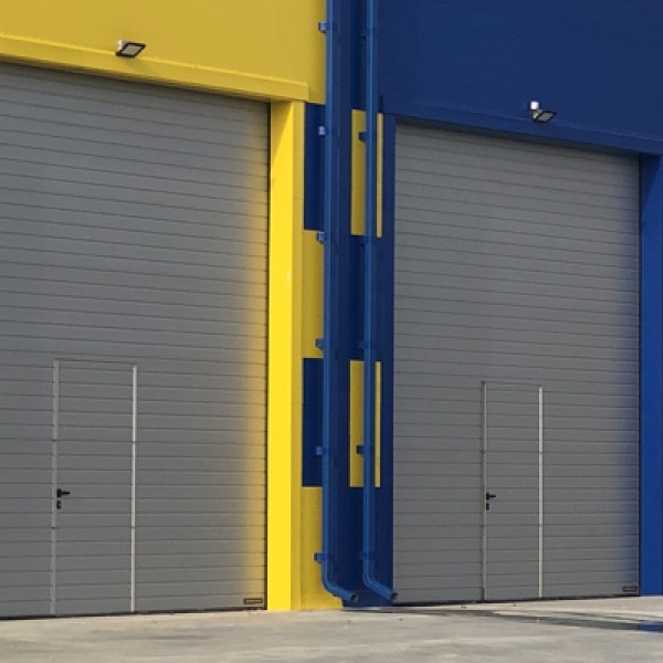 Промышленные секционные ворота Hormann SPU 67 Thermo