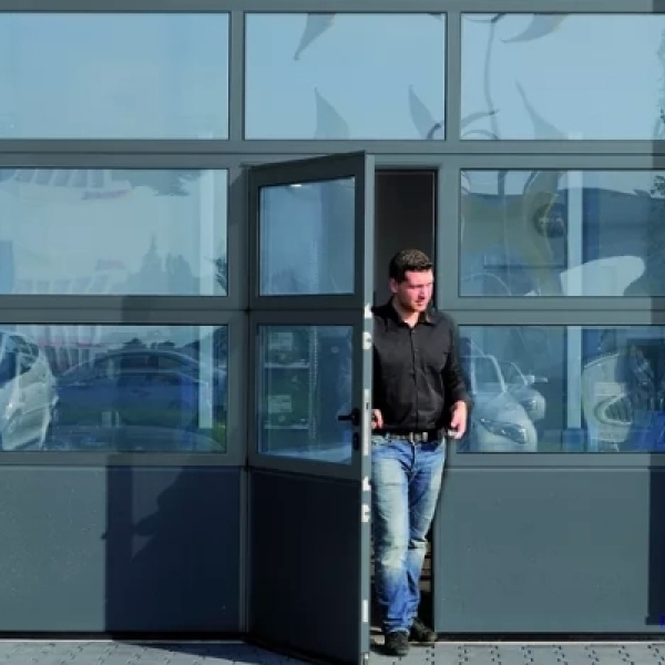 Панорамные ворота Hormann APU F42 Thermo