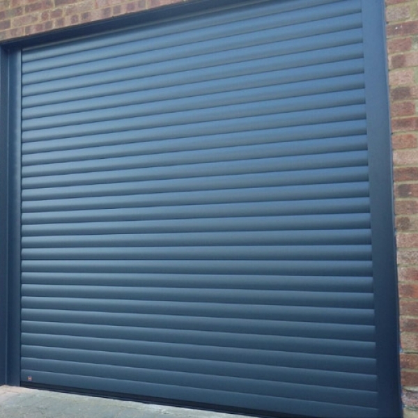 Рулонные гаражные ворота Hormann