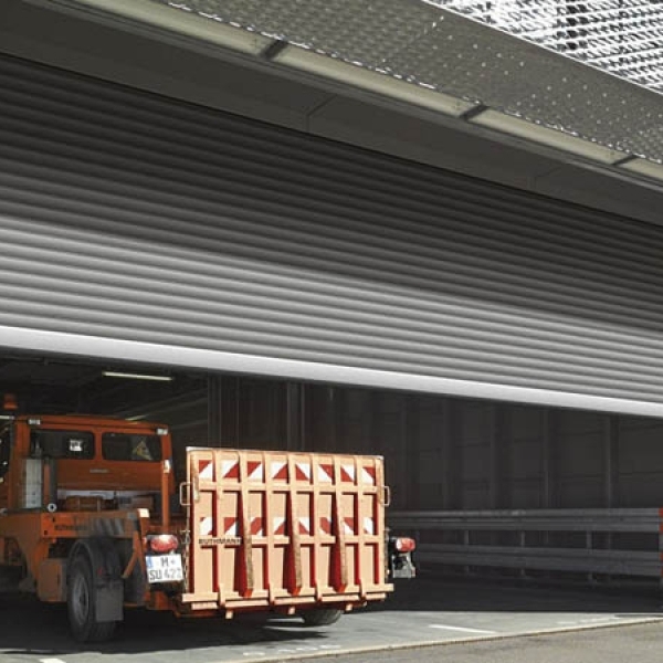 Рулонные промышленные ворота DD